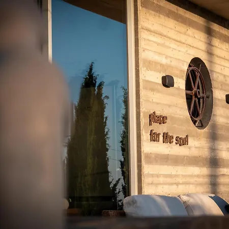 Magia22 - Place For The Soul! 펜션 카티카스